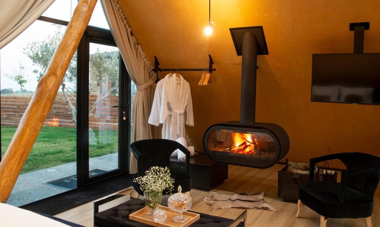 Hotel 3 Hills Boutique - The Ranch Experience Trilofos Esterno foto